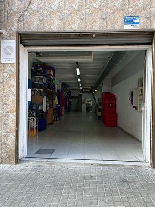 Local comercial en venta en Les Planes en Hospitalet de Llobregat, L´