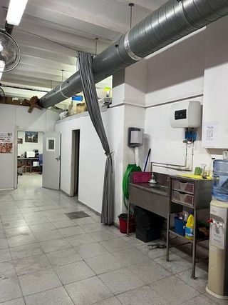 Local comercial en venta en Les Planes en Hospitalet de Llobregat, L´