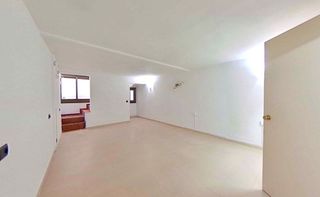 Piso en venta en Corbera de Llobregat