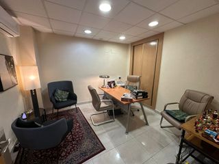 SE VENDE APARTAMENTO u OFICINA EN GRAN VIA