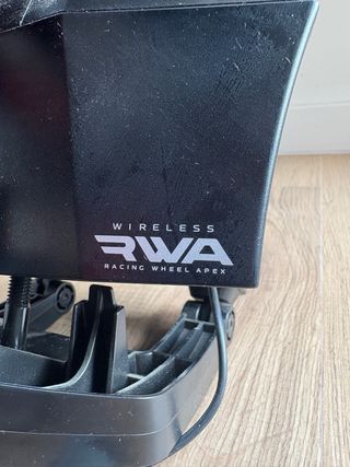 Volante Hori PS5 con Pedales