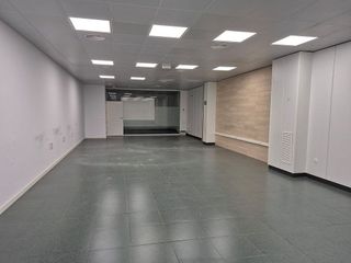 Oficina en alquiler en Santa Cruz - Industria - Polígono Campollano en Albacete