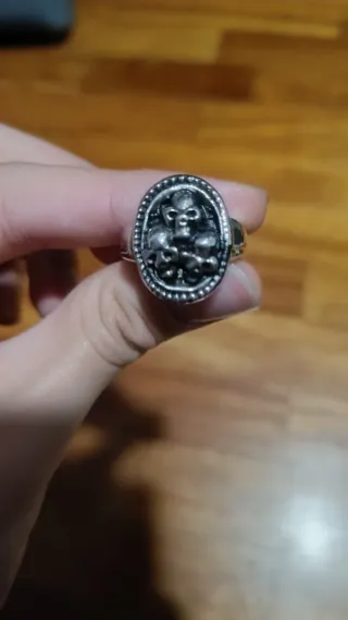 Anillo Plata Calaveras NO SE LA TALLA