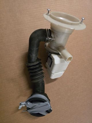 Pompa scarico e filtro lavatrice IGNIS LTE 7155