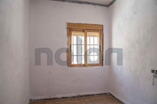 Chalet en venta en Guadix