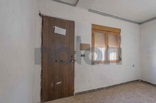 Chalet en venta en Guadix