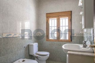 Chalet en venta en Guadix