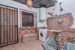 Casa adosada en venta en Alhendín