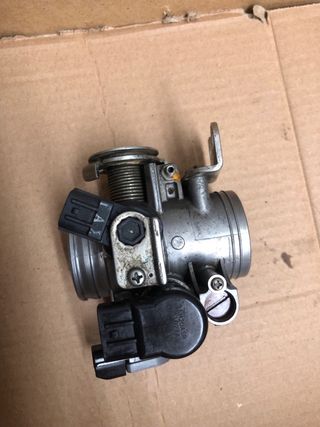 Cuerpo Admisión SYM Maxsym 600