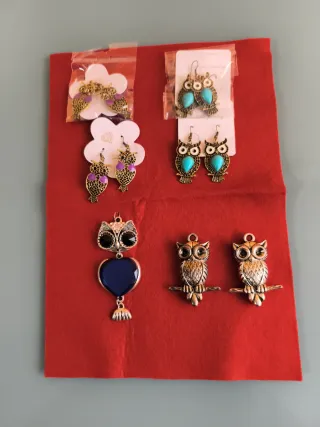 Lote Bisutería Buhos Oro y plateado