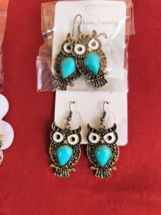 Lote Bisutería Buhos Oro y plateado