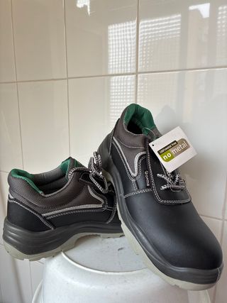 Zapatos de seguridad sin metal