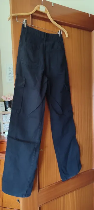 Calças Stradivarius T.36