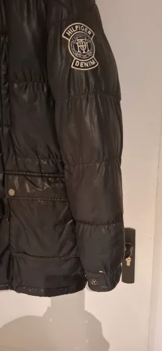 Abrigo Tommy Hilfiger Negro