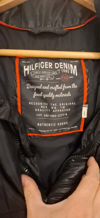 Abrigo Tommy Hilfiger Negro