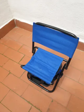 Mini silla plegable con bolsillos