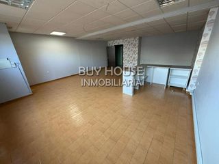Local comercial en venta en Illescas