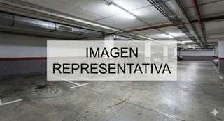 Garaje en venta en Roquetas Centro en Roquetas de Mar