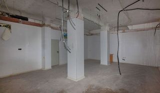 Local comercial en venta en Buñol