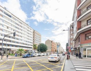 Garaje en venta en Zona Teatro Campoamor en Oviedo