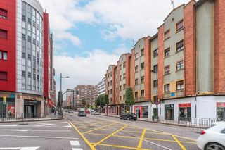Garaje en venta en Zona Teatro Campoamor en Oviedo
