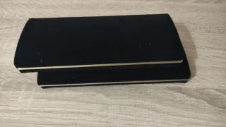 Dos Estuches Negro Terciopelo x 5€