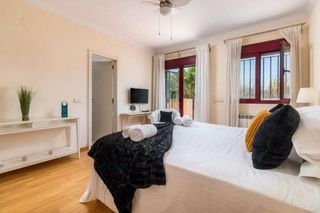 Casa adosada en alquiler en Nueva Andalucía centro en Marbella