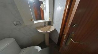 Piso en venta en Singuerlín - Can Franquesa - Les Oliveres en Santa Coloma de Gramanet