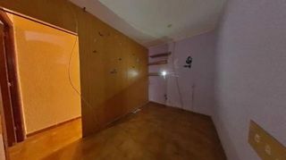 Piso en venta en Singuerlín - Can Franquesa - Les Oliveres en Santa Coloma de Gramanet