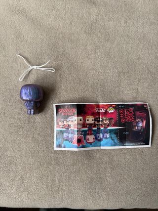 Figura Kinder Joy Will del revés.