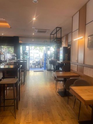 Bar en alquiler en Castillejos en Madrid