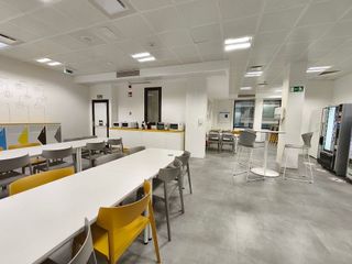 Oficina en alquiler en San Juan Bautista en Madrid