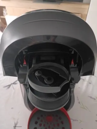 Cafetera Bosch Tassimo roja