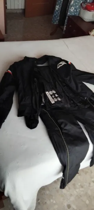 OFERTA REBAJAS!!! Traje moto mujer.Talla L