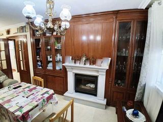 Casa adosada en venta en Parque Alcosa - Jardines del Edén en Sevilla
