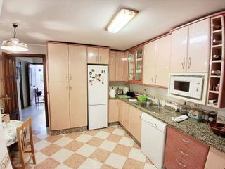 Casa adosada en venta en Parque Alcosa - Jardines del Edén en Sevilla