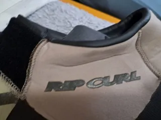 Traje neopreno Rip Curl talla S + escarpines buceo