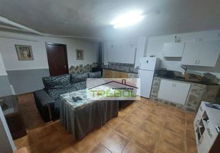 Casa adosada en venta en Martos
