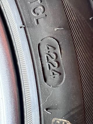 Llantas y neumáticos 4x100 15” Renault 1916vFase 1