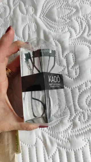 Lote viaje belleza KADO y varios