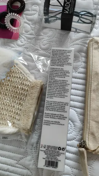 Lote viaje belleza KADO y varios