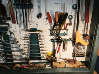 Armario Heco con persiana para herramientas