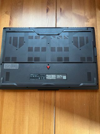 ASUS TUF Gaming A17 (FA707R) Portátil