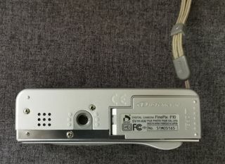 Fujifilm FinePix F10 Plata SuperCCD