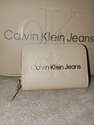 Bolso Calvin Klein Jeans Beige Nuevo