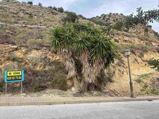 Terreno en venta en Coín