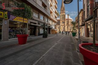 Local comercial en venta en Centro en Torrelavega