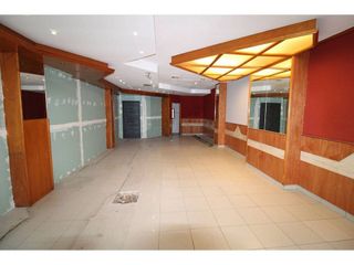 Local comercial en alquiler en Llevant en Igualada