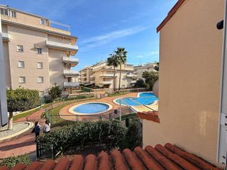 Casa adosada en alquiler en Canet d´En Berenguer