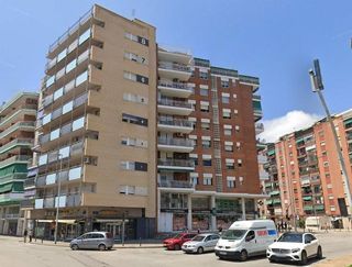 Piso en venta en Artigas - Llefià en Badalona